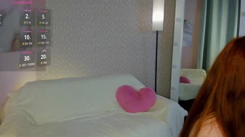 Dora EXOMI online show from November 18, 1:00 am