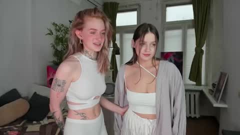 Joey online show from December 4, 8:12 am