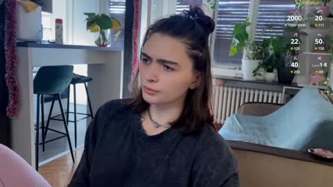 Alice online show from December 18, 9:58 am