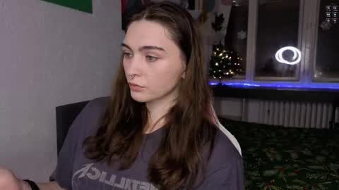 Alice online show from December 17, 9:15 am