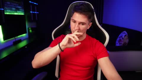 Dorian Reyes online show from December 23, 11:28 pm