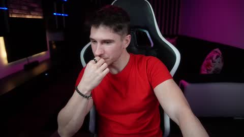 Dorian Reyes online show from December 26, 2:22 am