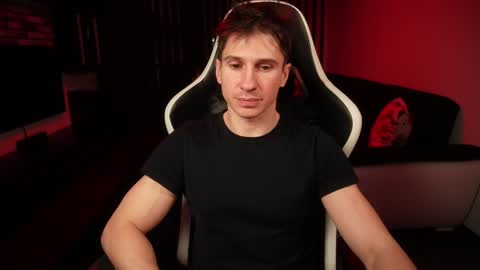 Dorian Reyes online show from December 31, 2:08 am