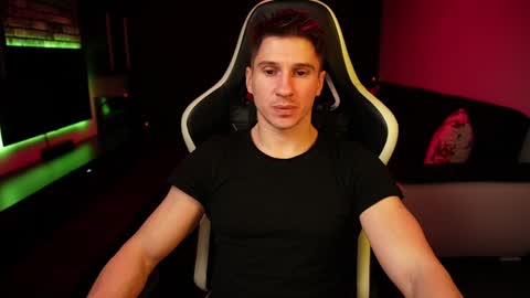 Dorian Reyes online show from January 10, 12:59 am