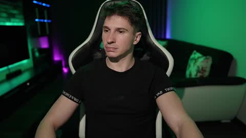 Dorian Reyes online show from February 2, 10:39 pm