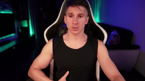 Dorian Reyes online show from September 15, 10:32 pm