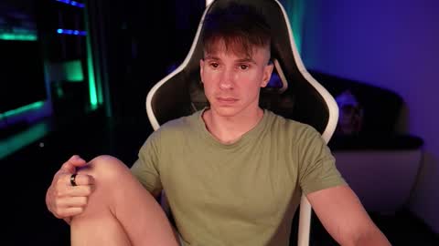 Dorian Reyes online show from September 16, 11:28 pm