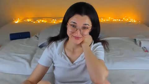 Your Dorotty online show from December 23, 1:51 am