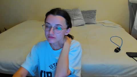 Your Dorotty online show from December 19, 3:08 pm