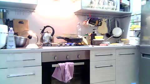 Dorrie Ann online show from December 14, 7:14 pm