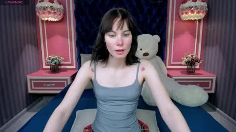 Snapshot of dose_of_daisy chatting on November 14, 12:37 pm dose_of_daisy online show from November 14, 12:37 pm