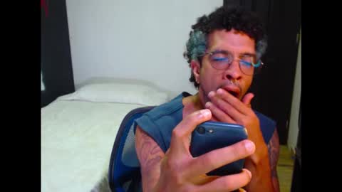 Snapshot of dostoyrodia_34 chatting on February 7, 3:21 am will online show from February 7, 3:21 am