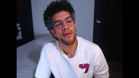 Snapshot of dostoyrodia_34 chatting on February 8, 8:12 pm will online show from February 8, 8:12 pm