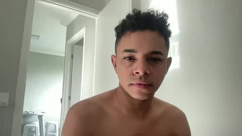 dotadinha online show from April 1, 1:23 pm