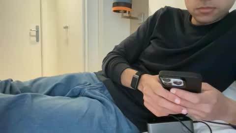 Snapshot of dotx90_fun chatting on November 2, 10:39 am Funlover online show from November 2, 10:39 am