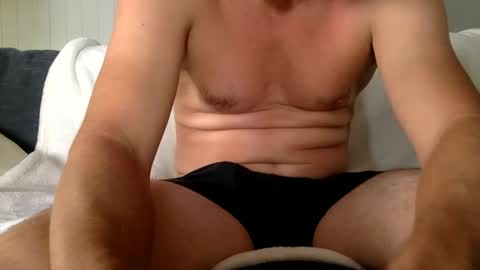 Snapshot of dougiemac2020 chatting on February 25, 1:20 am dougiemac2020 online show from February 25, 1:20 am