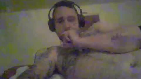 dougiestyles96 online show from October 10, 12:09 am