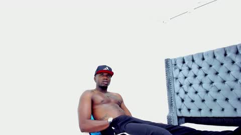 DOUGLAS online show from October 17, 1:57 pm