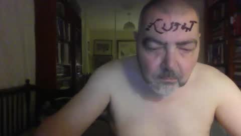 Snapshot of doxoebloke68 chatting on January 9, 5:33 pm doxoebloke68 online show from January 9, 5:33 pm