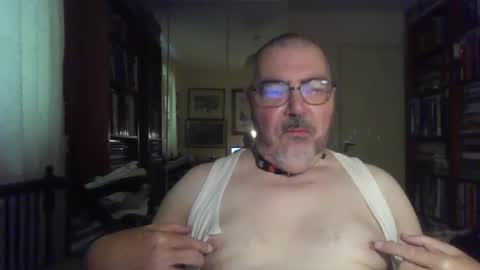 Snapshot of doxoebloke68 chatting on September 27, 11:48 am doxoebloke68 online show from September 27, 11:48 am