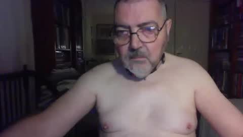 Snapshot of doxoebloke68 chatting on October 14, 3:57 pm doxoebloke68 online show from October 14, 3:57 pm