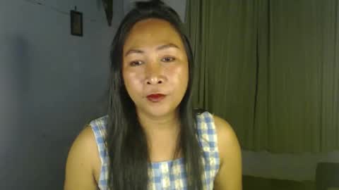 doyouwantme143 online show from January 9, 12:30 pm