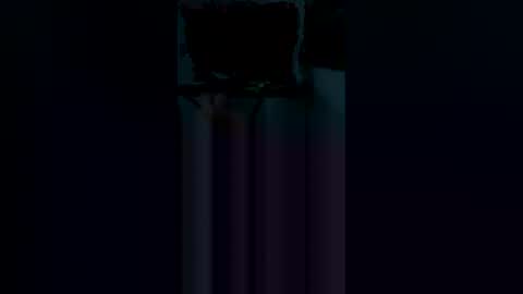 Snapshot of dpickle699 chatting on April 19, 4:12 am dpickle699 online show from April 19, 4:12 am