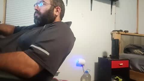 Snapshot of dpsub chatting on April 11, 10:52 am subdp online show from April 11, 10:52 am