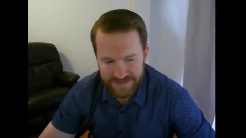 Snapshot of dr_charming1 chatting on January 19, 3:32 am dr_charming1 online show from January 19, 3:32 am