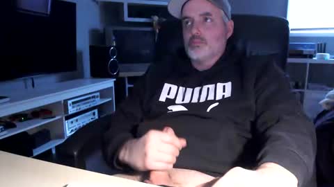 dr_dave20 online show from February 8, 8:34 pm