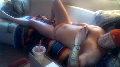 Snapshot of dr_frankensquirter chatting on January 2, 7:51 pm ich wei es nicht online show from January 2, 7:51 pm