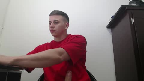 draco_boy2000 online show from September 28, 9:09 pm