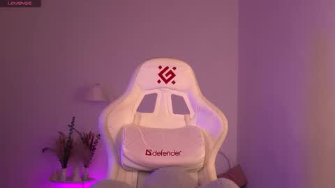 Lisbeth Salander online show from September 30, 6:07 am