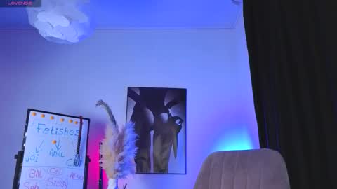 Lisbeth Salander online show from February 8, 5:44 am