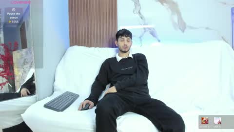 Drake and Zara online show from June 4, 12:00 pm