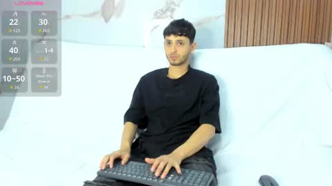 Drake and Zara online show from July 18, 1:04 pm