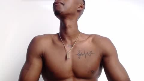 Drake 23 online show from October 1, 1:50 pm