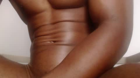 Snapshot of drake_brown_23 chatting on April 7, 8:26 am Drake 23 online show from April 7, 8:26 am