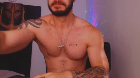 drake_cole11 online show from December 9, 1:02 pm