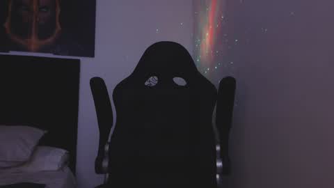 drake_cole11 online show from December 23, 2:50 pm