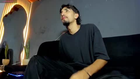 drake_franco online show from September 10, 11:54 am