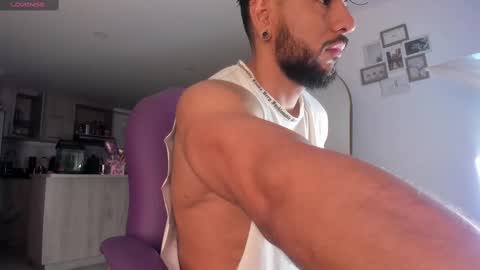 Snapshot of drake_jackson11 chatting on September 21, 10:39 am drake jackson11 online show from September 21, 10:39 am