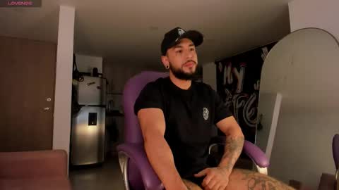 Snapshot of drake_jackson11 chatting on September 27, 10:20 am drake jackson11 online show from September 27, 10:20 am