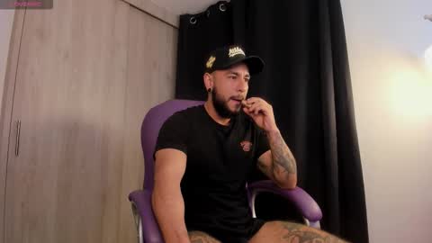 Snapshot of drake_jackson11 chatting on October 3, 10:34 am drake jackson11 online show from October 3, 10:34 am