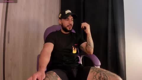 Snapshot of drake_jackson11 chatting on October 11, 10:47 am drake jackson11 online show from October 11, 10:47 am