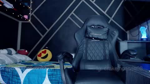 Drake online show from March 5, 4:30 am