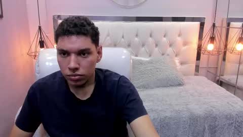 Drake Miller online show from December 14, 4:07 am