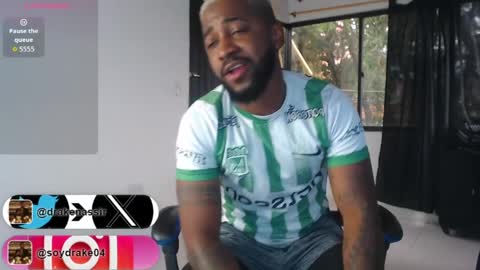 ---Drake--- online show from March 25, 8:26 pm