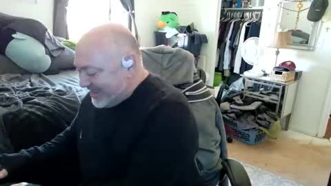 Snapshot of drake_r_darkrose chatting on May 1, 1:16 pm Drake D Vamp aka Drake DarkRose online show from May 1, 1:16 pm