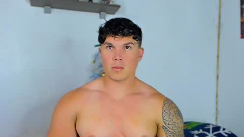 drake_xion1 online show from January 8, 9:23 pm